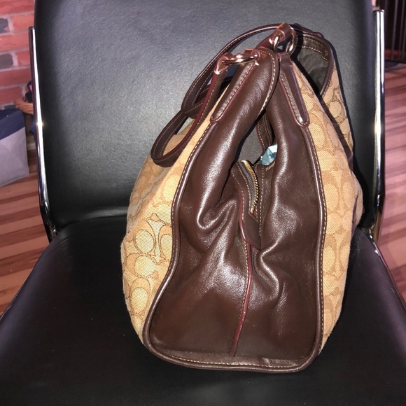 Coach shoulder bag - Picture 2 of 6